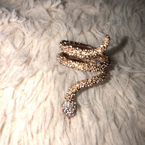 Rose Gold Crystal Snake Ring (NEW) - Picture 3 of 6